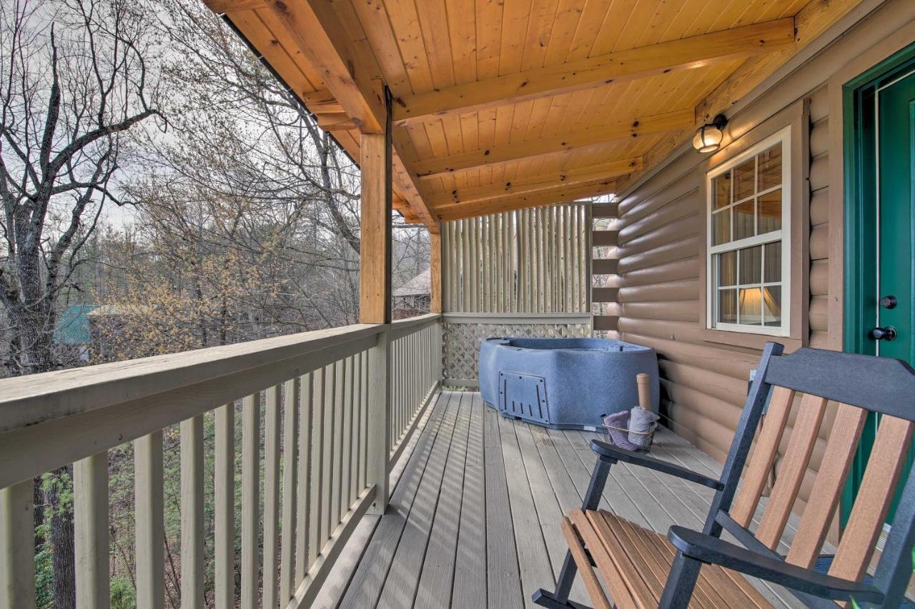 Gatlinburg Cabin With Pool Table And Hot Tub! Eksteriør bilde