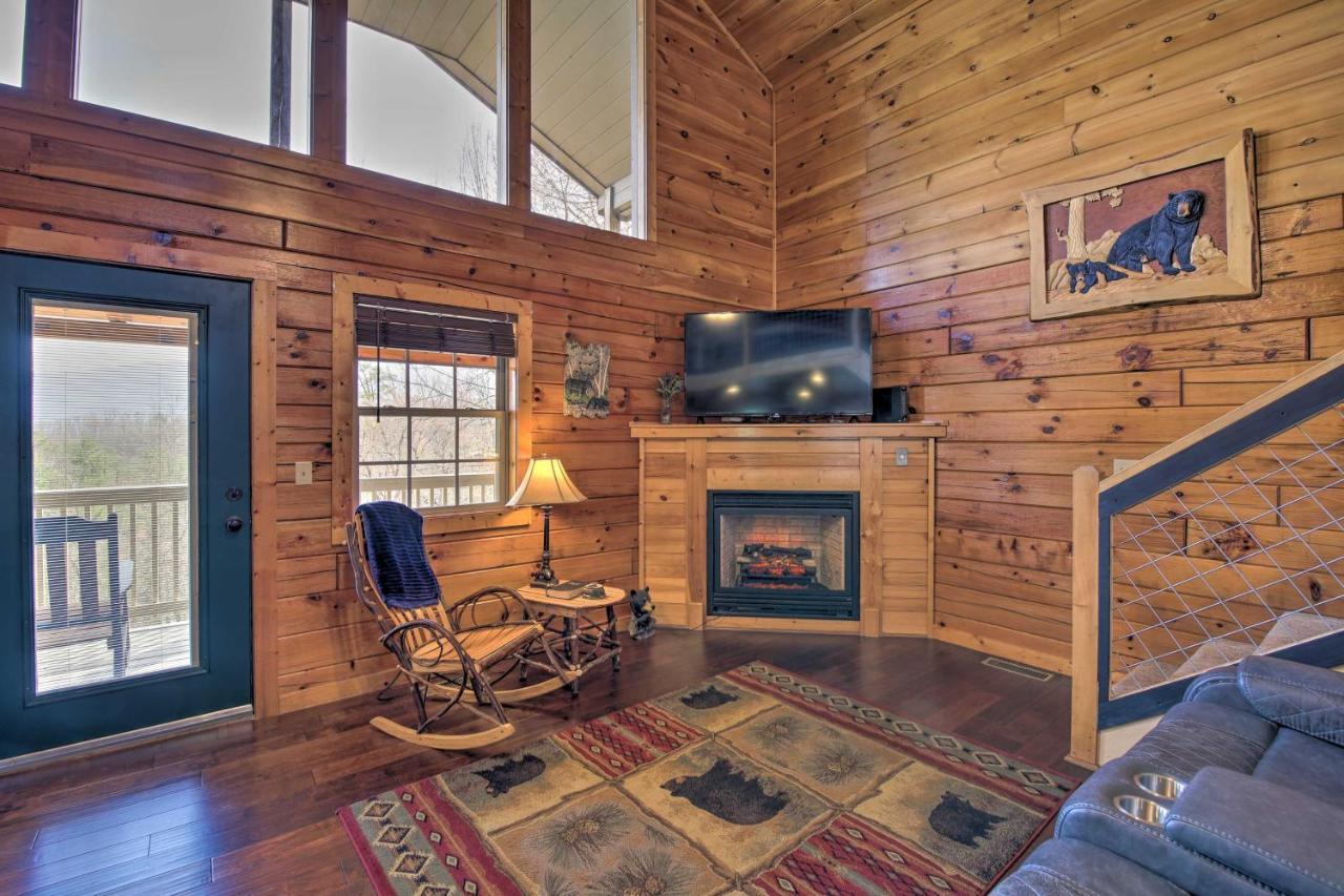 Gatlinburg Cabin With Pool Table And Hot Tub! Eksteriør bilde