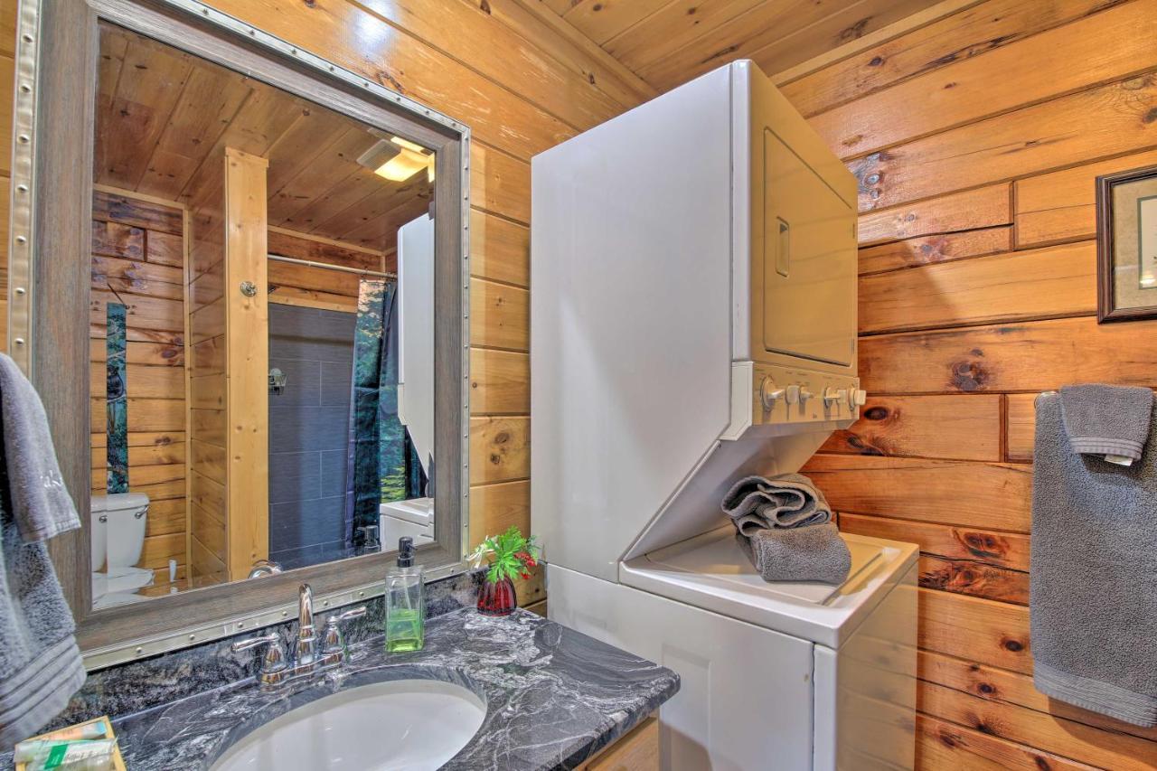 Gatlinburg Cabin With Pool Table And Hot Tub! Eksteriør bilde